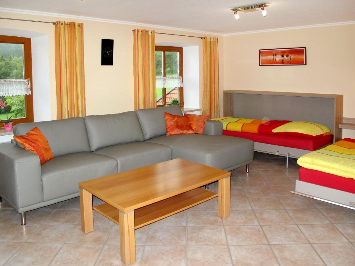 Apartment Freisinger-1 By Interhome Zachenberg Dış mekan fotoğraf