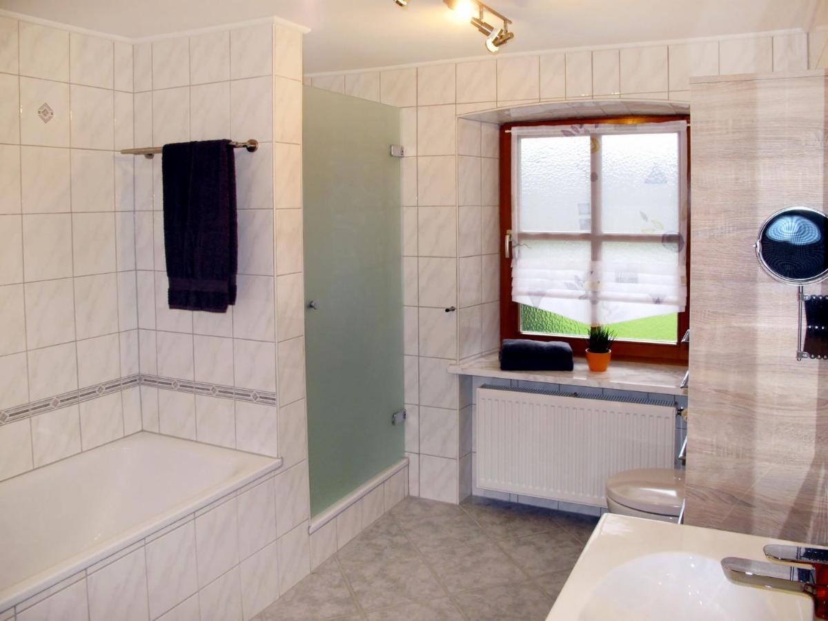 Apartment Freisinger-1 By Interhome Zachenberg Dış mekan fotoğraf